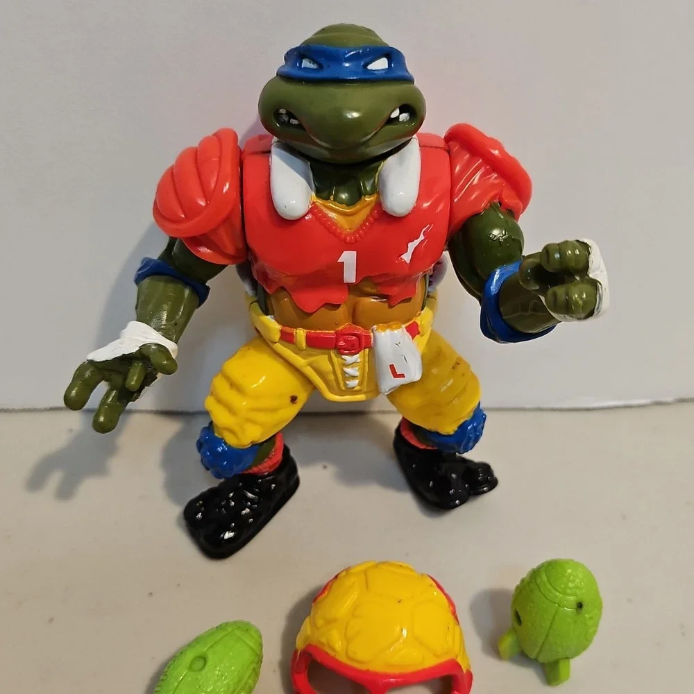 Teenage Mutant Ninja Turtles 1991 T.D. Tossin' Leo action figure